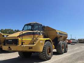 2005 CATERPILLAR 740 DUMP TRUCK - picture0' - Click to enlarge