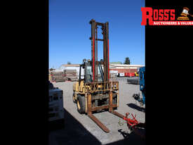 HYSTER H4.50XL FORKLIFT - picture0' - Click to enlarge