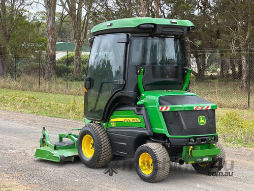 John Deere 1585 Front Deck Lawn Equipment