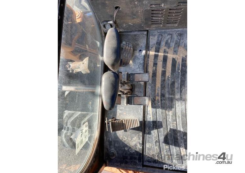 Used Case CX55B 07 Tonne Excavator in , Listed on Machines4u