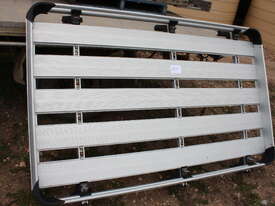 Nissan roof racks - picture2' - Click to enlarge