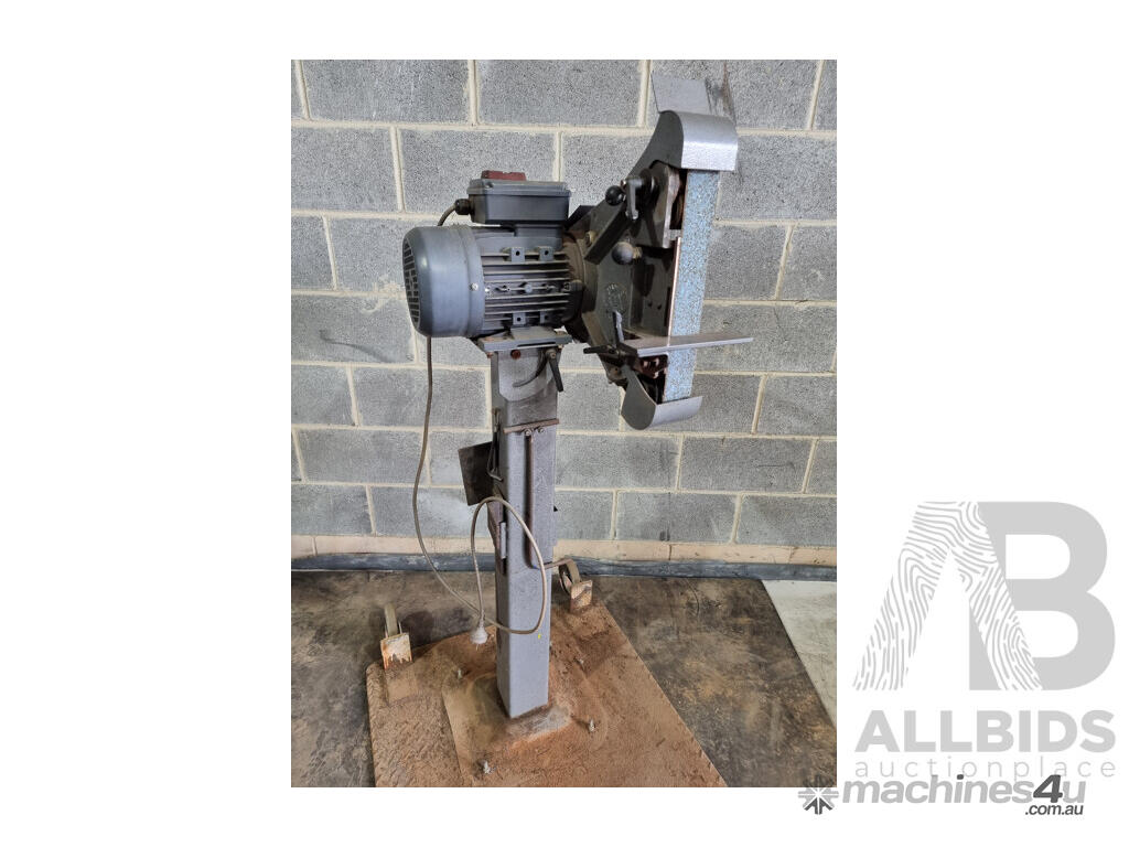 Used Not Specified Unknown Radius Master Series 2 Sander Belt Grinder