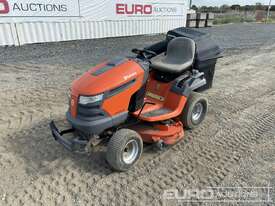 Husqvarna YTH2242 Ride on Mower - picture0' - Click to enlarge