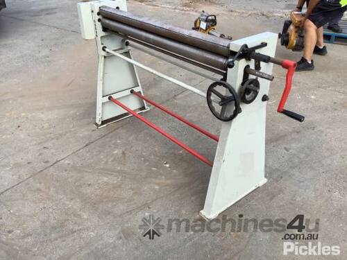 Circa 2019 Metal Master SRG-50E Manual Sheet Metal Curving Rolls Item Is In A Used Condition, Functi