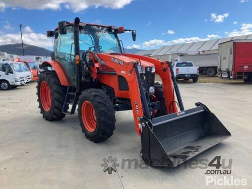 2016 Kubota M110GX