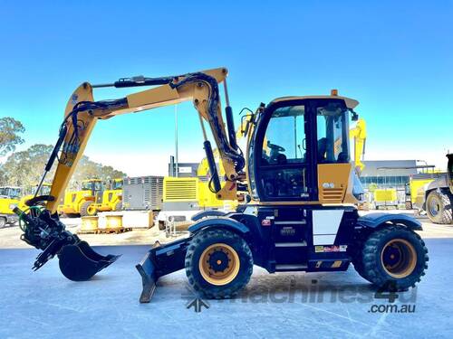 2017 JCB HYDRADIG 110W U4501 