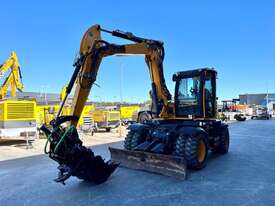 2017 JCB HYDRADIG 110W U4501  - picture1' - Click to enlarge