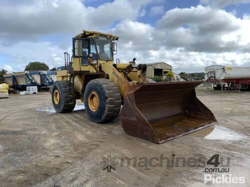 Komatsu WA500-1 Articulated Wheel Loader