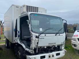 Isuzu NPR - picture0' - Click to enlarge