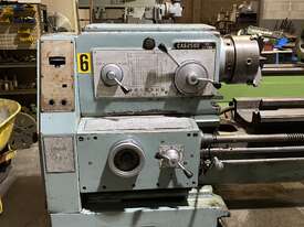 MCD 500 X200 MANUAL LATHE - picture0' - Click to enlarge