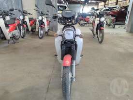 Honda Supercub - picture0' - Click to enlarge