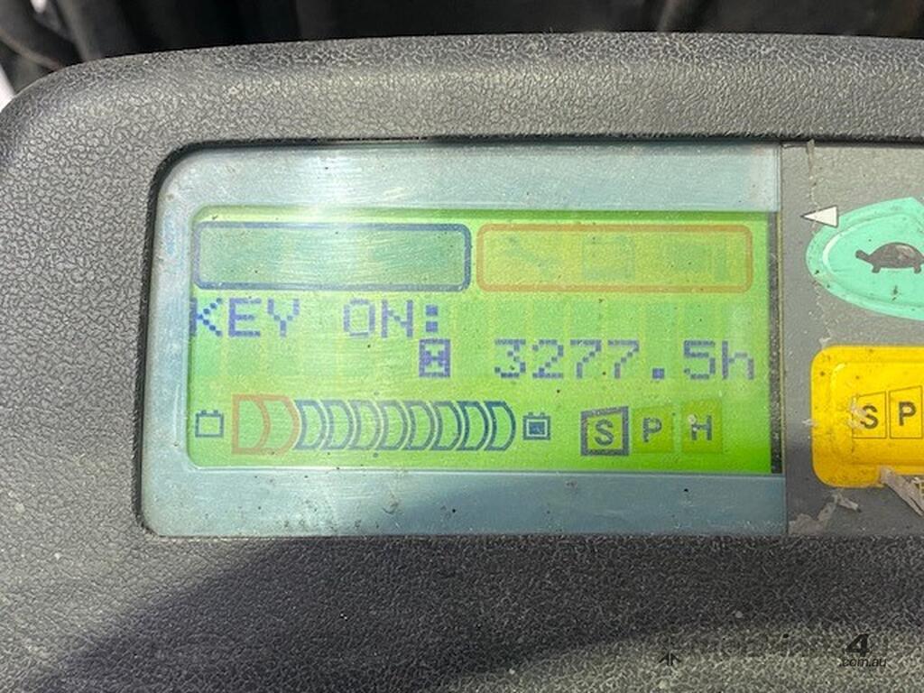 Used 2015 Toyota Toyota 3Wheel Electric Forklift Container Mast 4700mm