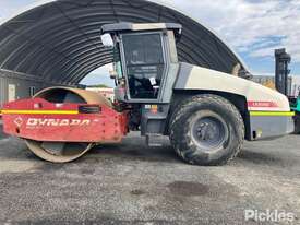 2018 Dynapac CA3500D Articulated Smooth Drum Roller - picture2' - Click to enlarge