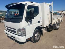 2010 Mitsubishi Canter 3.5 Tipper Day Cab - picture1' - Click to enlarge