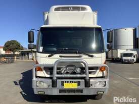 2009 Hino 500 1727 GH Refrigerated Pantech - picture0' - Click to enlarge