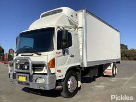2009 Hino 500 1727 GH Refrigerated Pantech - picture1' - Click to enlarge