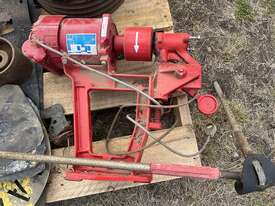 Onga Pump & Pallet Spares - picture0' - Click to enlarge