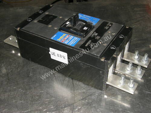 Terasaki TL-600F Circuit Breakers.