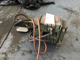 Spot Welder - 240 Volt - picture0' - Click to enlarge