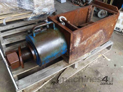 150 TON HOLLOW HYDRAULIC PORTA POWER RAM