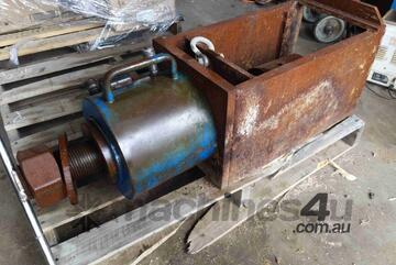 150 TON HOLLOW HYDRAULIC PORTA POWER RAM