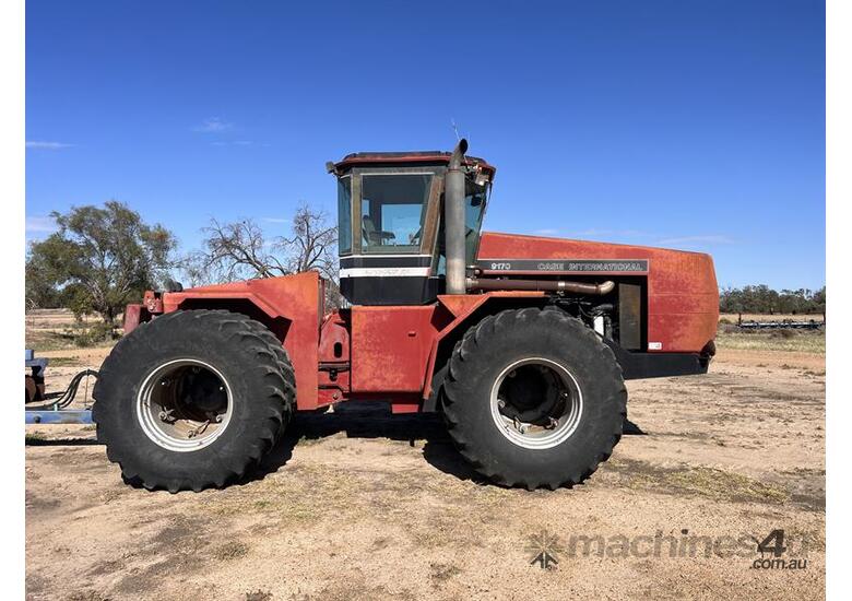 caption 1990 CASE INTERNATIONAL 9170 4WD TRACTOR.