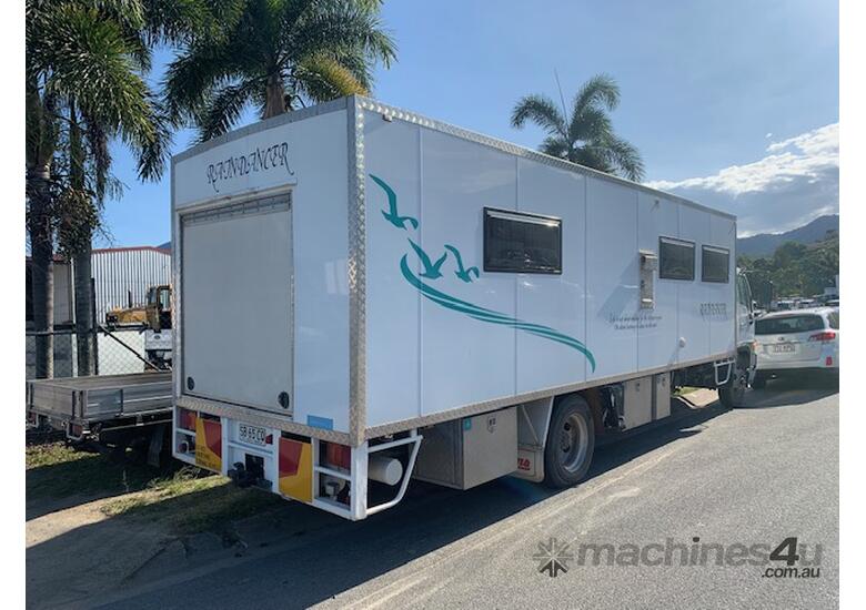 caption 1998 Hino GD122 32’ Motor Home