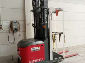 Nichiyu Forklift Order Picker - picture0' - Click to enlarge