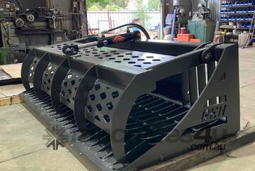 Berrigan seive bucket with grab