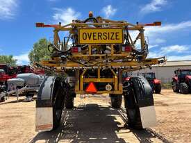 2017 ROGATOR RG1100B SELF-PROPELLED SPRAYER - picture1' - Click to enlarge