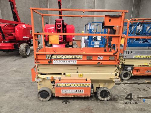 caption JLG R6 19 ft Electric Drive Scissor lift