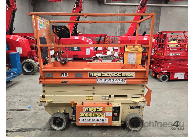 caption JLG R6 19 ft Electric Drive Scissor lift