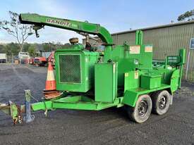 2000 BANDIT 280XP WOOD CHIPPER - picture0' - Click to enlarge