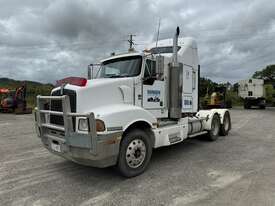 2000 Kenworth T401 - picture2' - Click to enlarge
