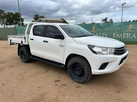 2018 TOYOTA HILUX SR UTE - picture0' - Click to enlarge