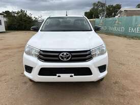 2018 TOYOTA HILUX SR UTE - picture0' - Click to enlarge