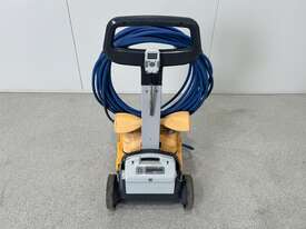 Maytronics Dolphin Wave 100 pool cleaner with power supply and trolley - picture2' - Click to enlarge