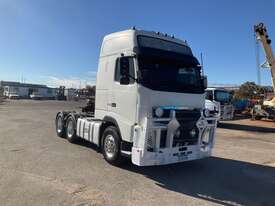 2011 Volvo FH16 Prime Mover Sleeper Cab - picture0' - Click to enlarge