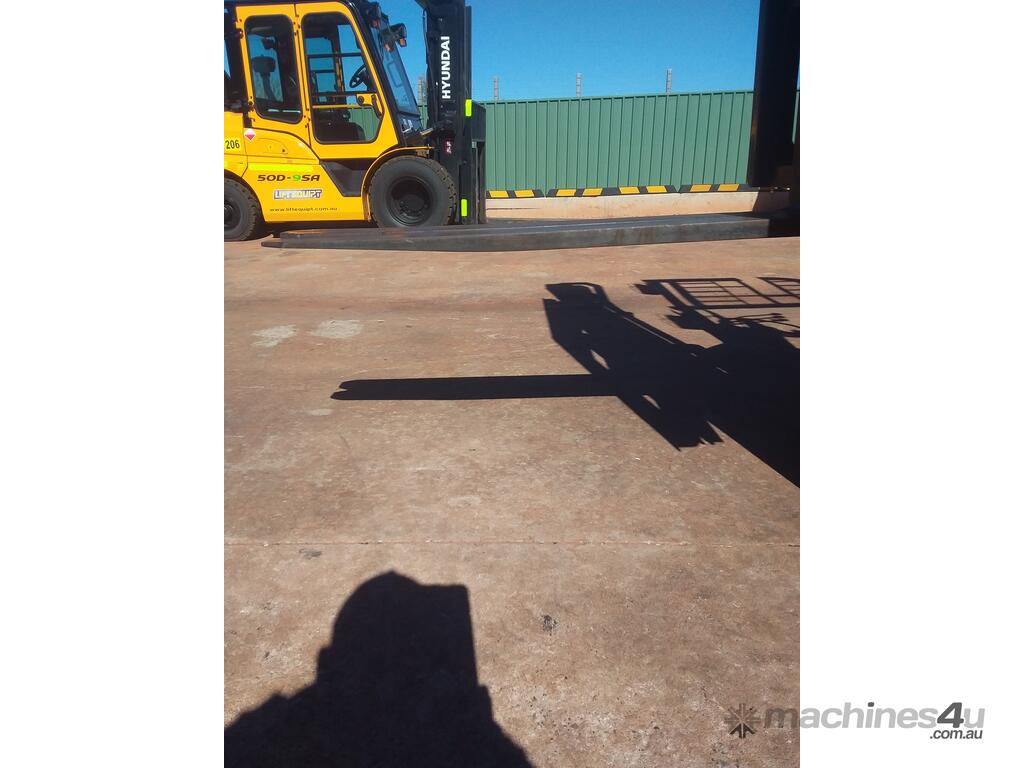 Used 2009 Mitsubishi Lift Equipt Mitsubishi 1 8t Electric Forklift