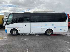 2011 Yutong ZK6760DAA Bus - picture2' - Click to enlarge