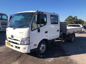 2022 Hino 300 617 Crane Truck (Table Top) - picture1' - Click to enlarge