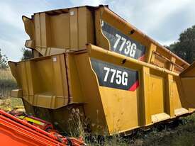 CATERPILLAR 773 D DUMP TRUCK W/ 2 X HAUL BACKS  - picture2' - Click to enlarge