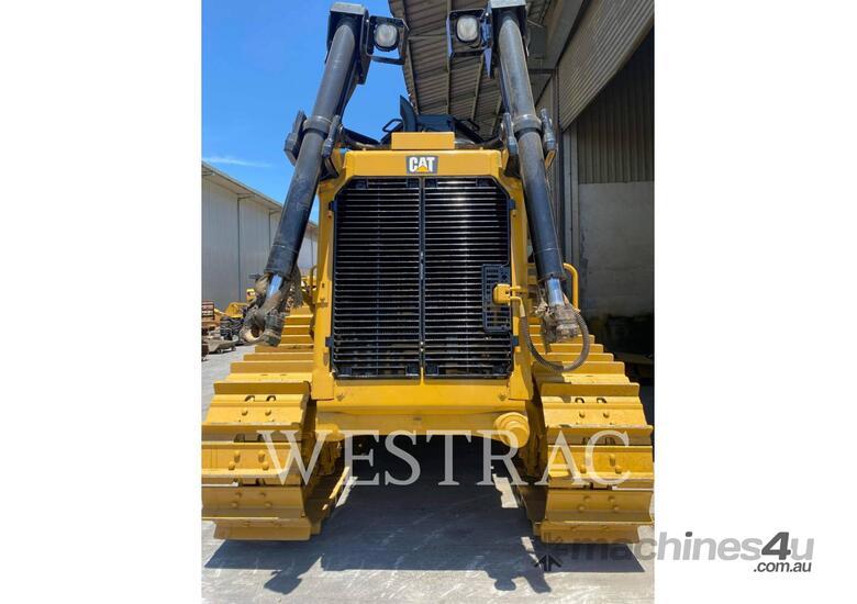 caption CAT D8R Track Type Tractors