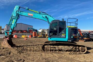 2018 Kobelco SK225SR-2 Excavator 23TN with Bucket Set