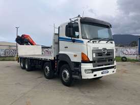 2005 Hino FY 700 Flatbed Crane Truck - picture0' - Click to enlarge