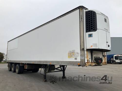 1995 Maxicube Tri Axle Refrigerated Pantech Trailer