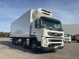 2014 Volvo FM 330 Refrigerated Pantech (Day Cab) - picture0' - Click to enlarge