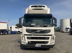 2014 Volvo FM 330 Refrigerated Pantech (Day Cab) - picture0' - Click to enlarge