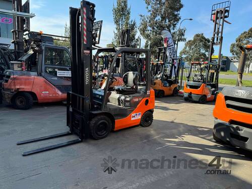 2015 Deluxe Toyota Forklift