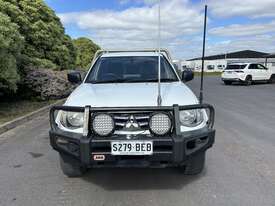 2014 Mitsubishi Triton GLX Diesel - picture1' - Click to enlarge